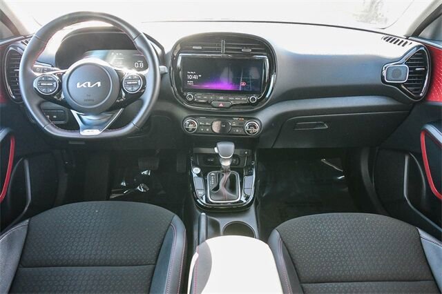 New 2025 Kia Soul GT-Line image 12