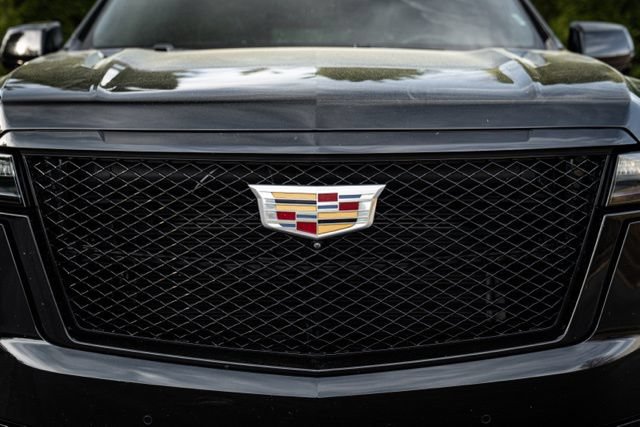 Used 2023 Cadillac Escalade Sport AWD/4WD image 17