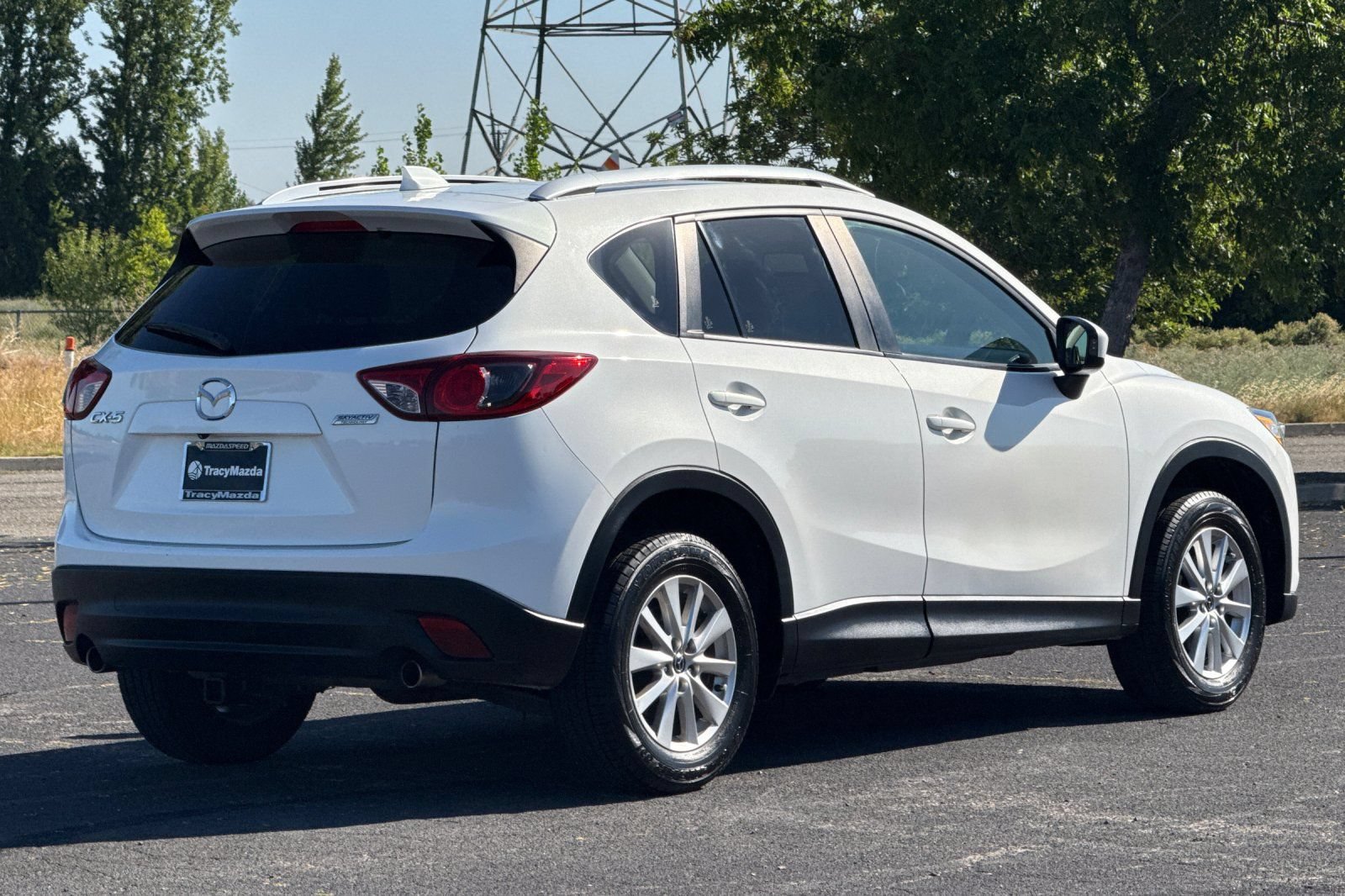 Used 2014 MAZDA CX-5 Touring w/ Touring Technology Package FWD image 4