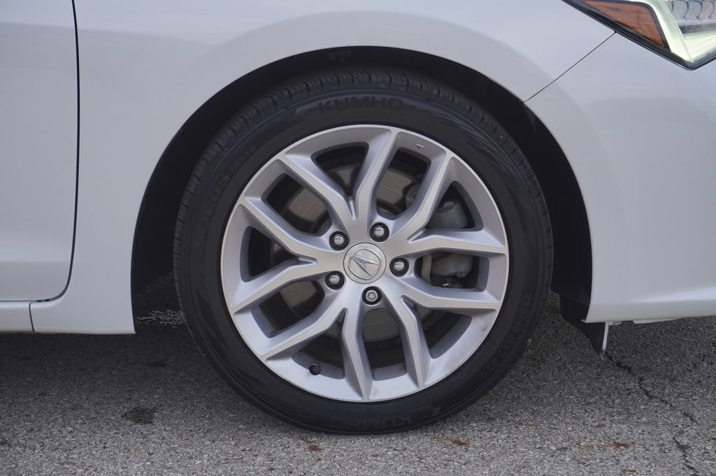 Used 2020 Acura ILX FWD image 13