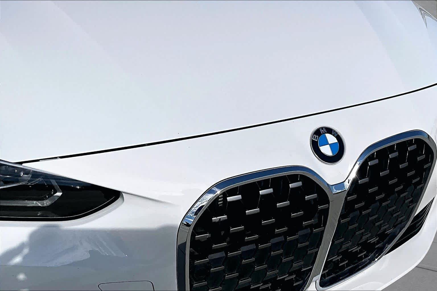 Used 2024 BMW 430i Coupe w/ Convenience Package RWD image 26