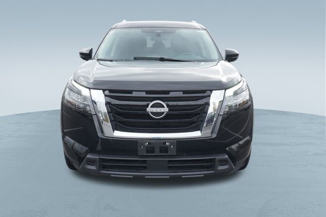 Used 2023 Nissan Pathfinder SV video 2