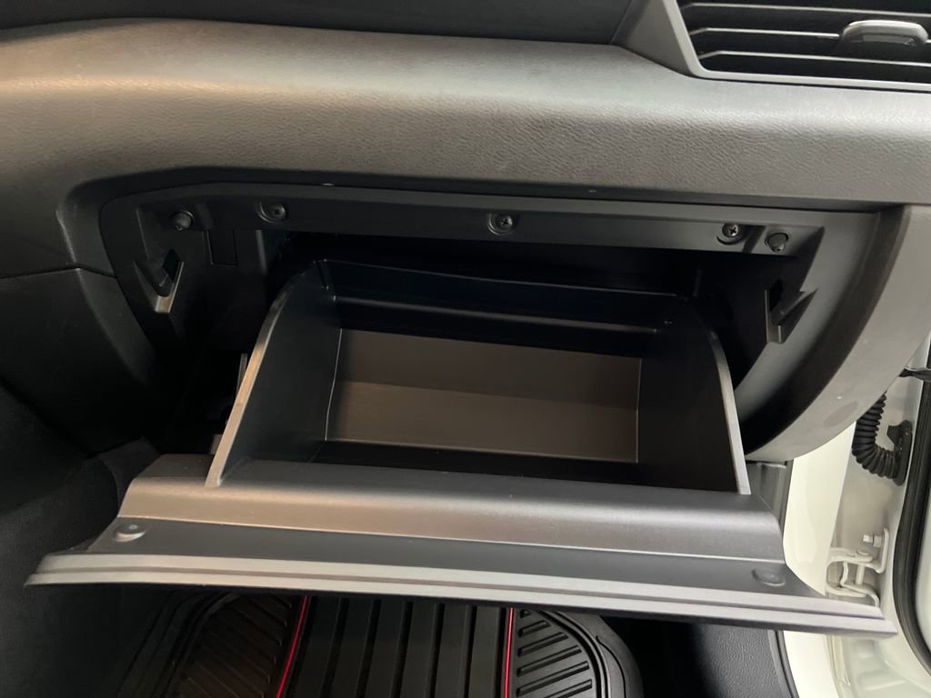 Used 2025 Nissan Altima 2.5 SV image 24