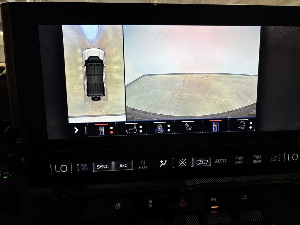 New 2025 GMC Hummer EV 2X image 44