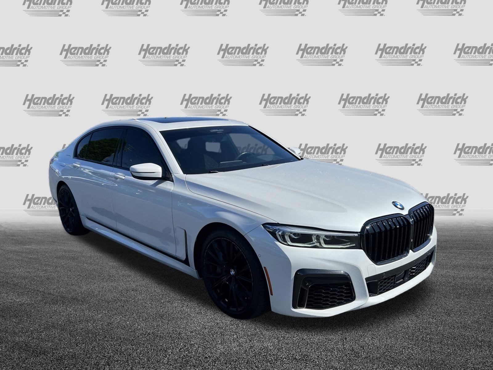 Used 2021 BMW 750i xDrive w/ Executive Package image 2