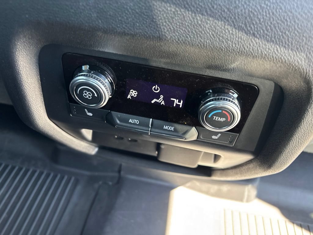 Used 2026 GMC Acadia Elevation w/ Black Edition FWD image 18