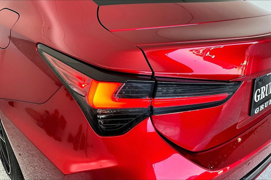 Used 2023 Lexus RC F w/ Premium Package RWD image 37