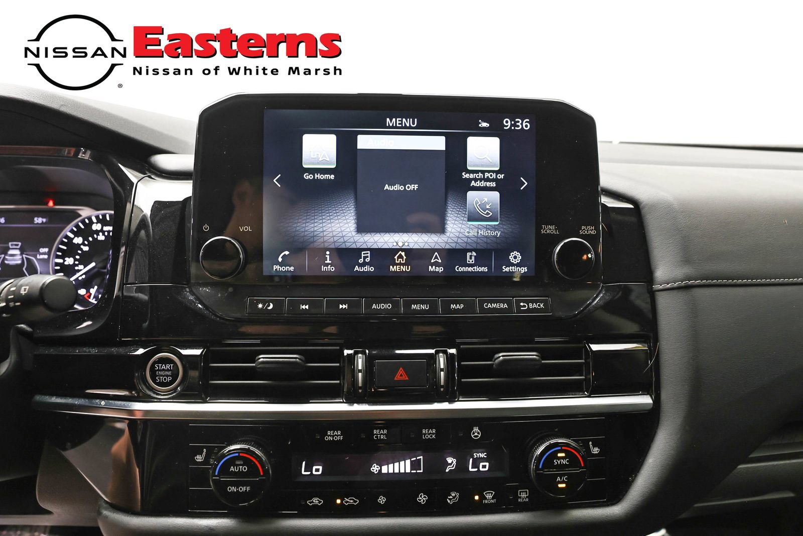 Used 2023 Nissan Pathfinder SL AWD/4WD image 12