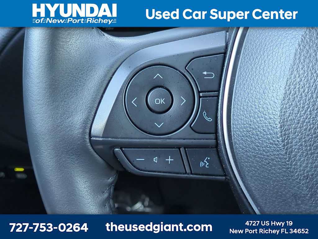 Used 2024 Toyota Corolla Cross LE FWD image 24