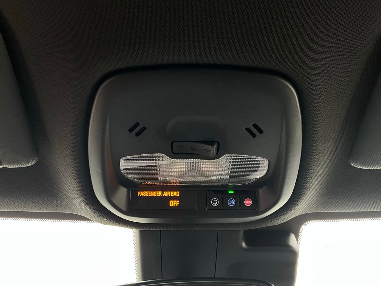 Used 2025 Buick Envista Preferred image 16