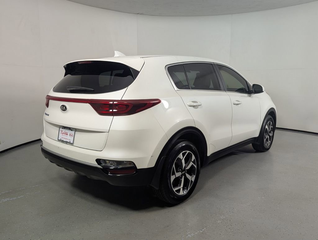 Used 2022 Kia Sportage LX image 7