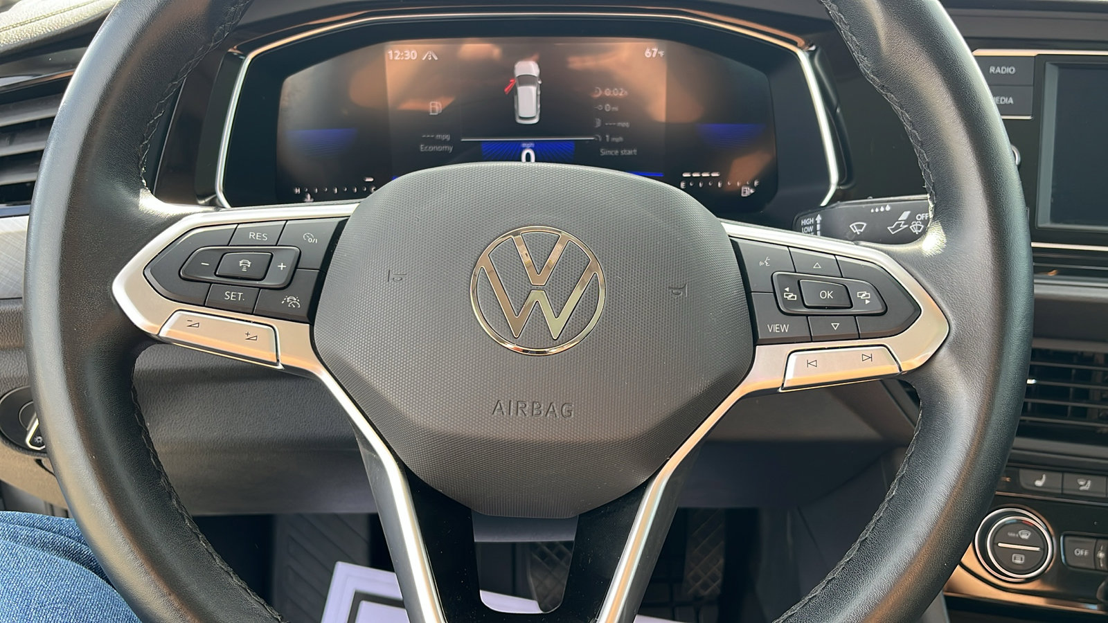 Used 2024 Volkswagen Jetta SE image 15