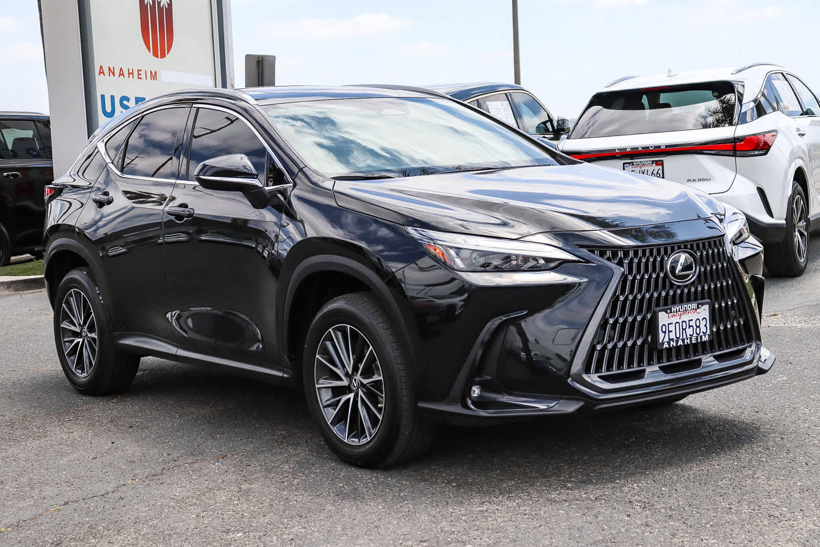 Used 2023 Lexus NX 350 AWD image 3