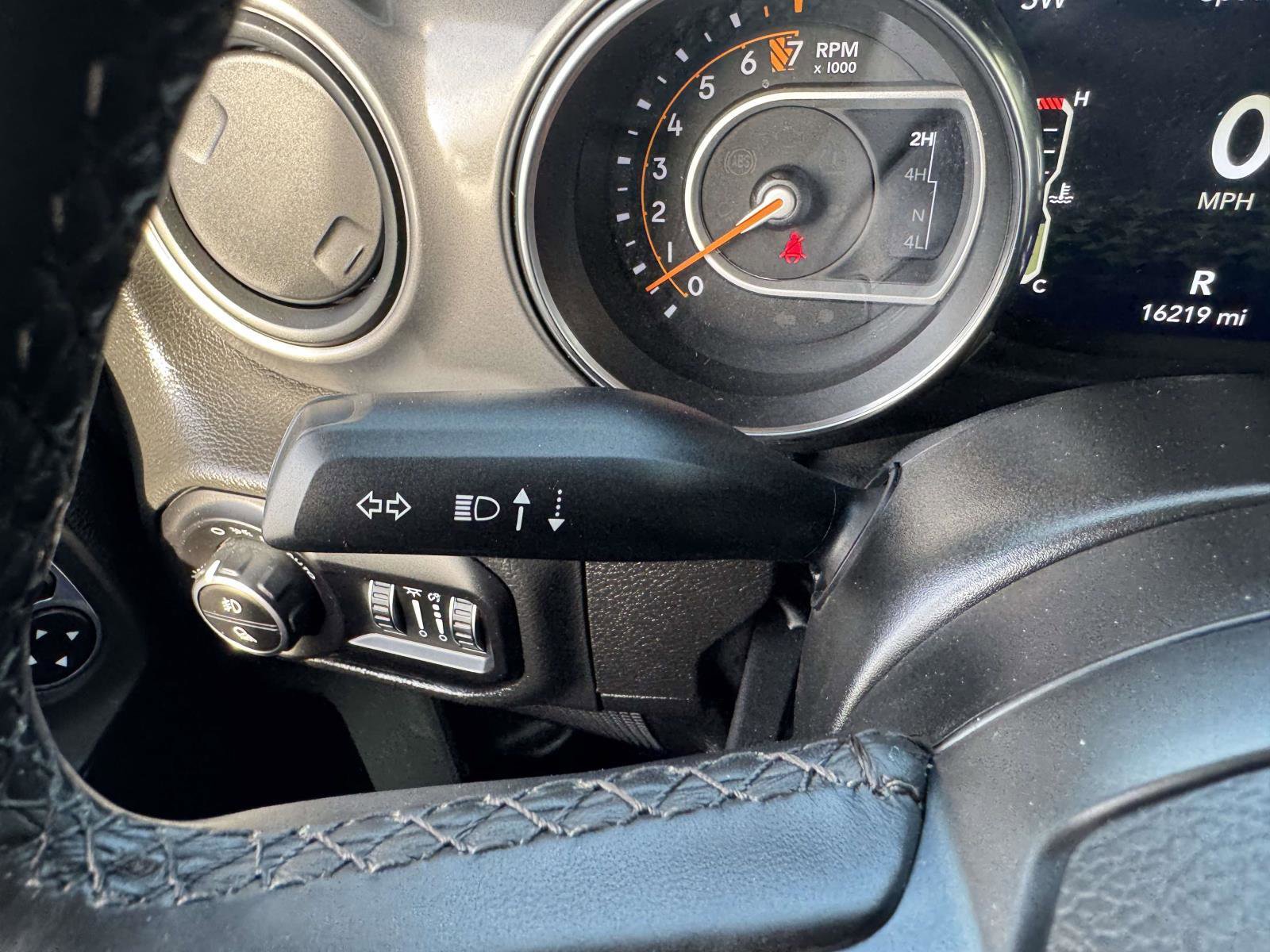 Used 2022 Jeep Gladiator Sport image 46