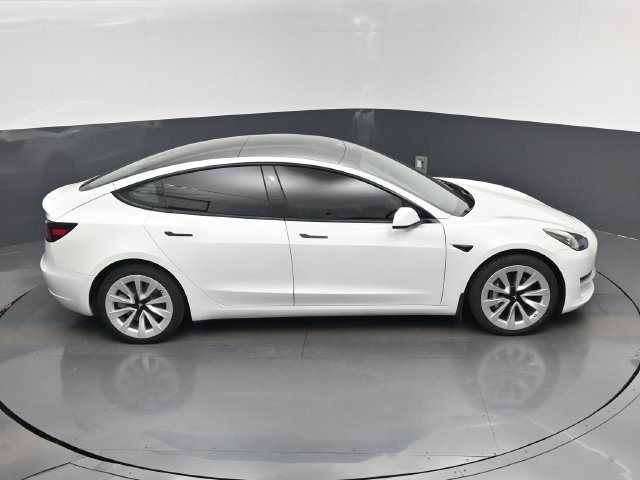 Used 2023 Tesla Model 3 Standard Range RWD image 13