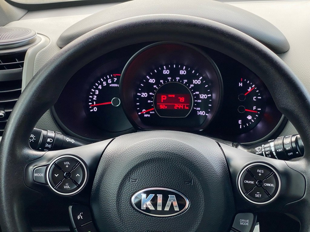 Used 2019 Kia Soul image 18