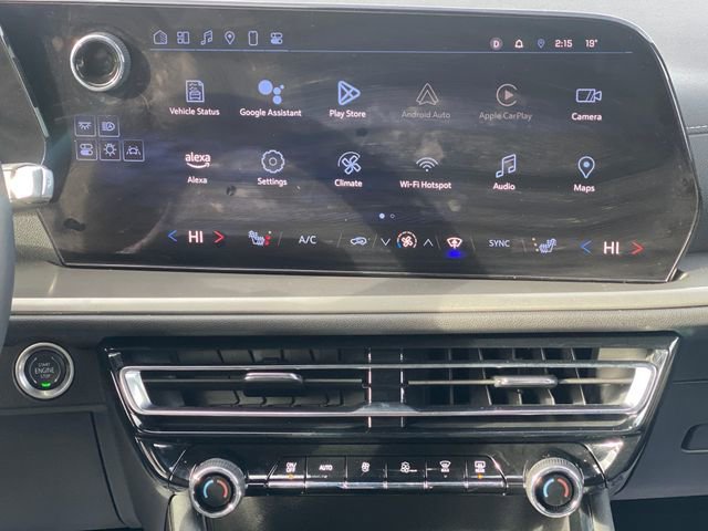 Used 2024 Chevrolet Traverse LT image 22