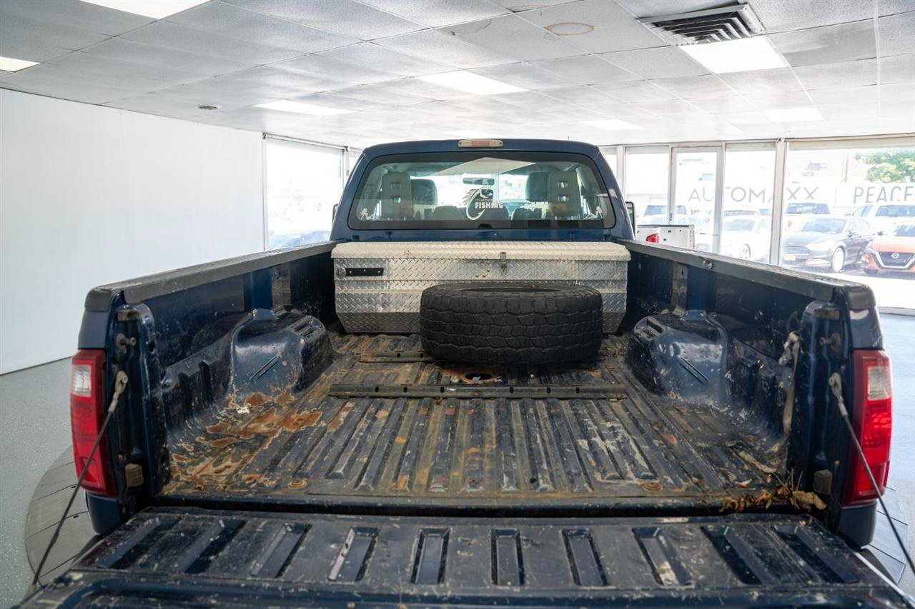 Used 2011 Ford F250 XL w/ Skid Plate Pkg AWD/4WD image 9