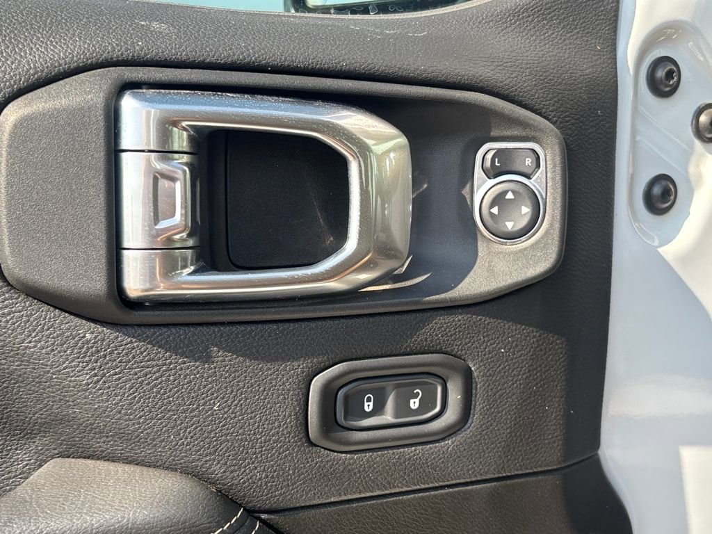 Used 2022 Jeep Gladiator Overland w/ Popular Equipment Package image 6