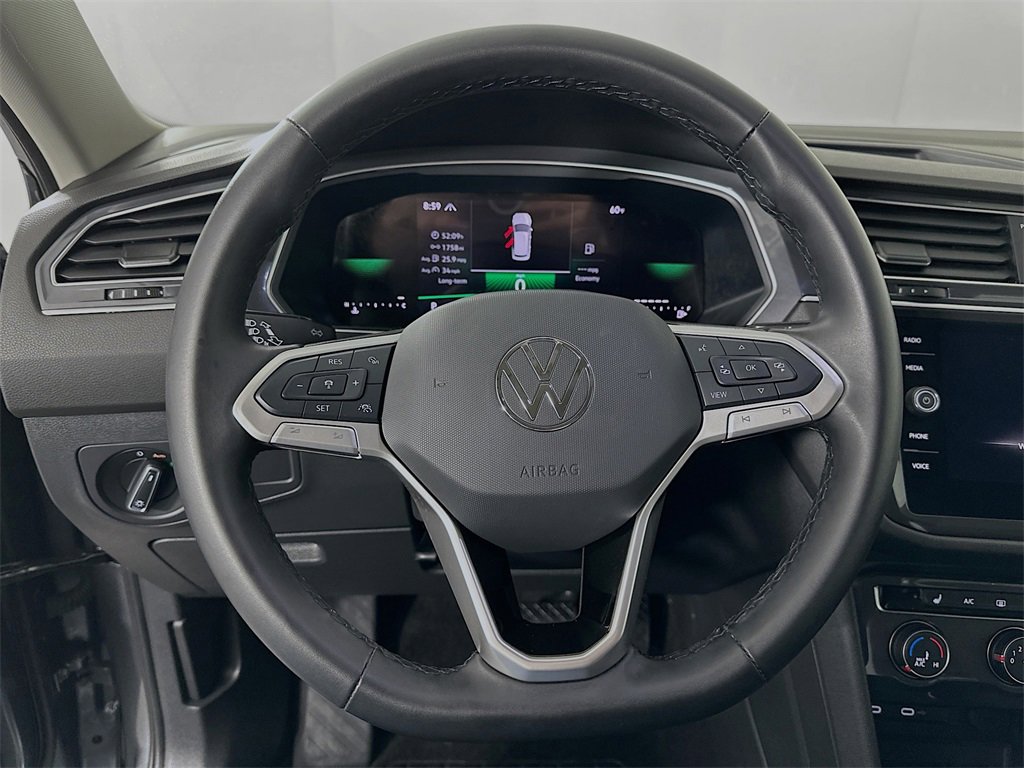 Used 2024 Volkswagen Tiguan Wolfsburg Edition image 19