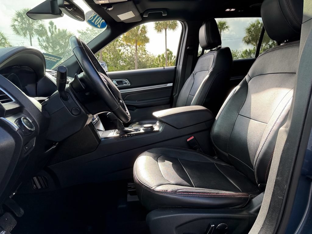 Used 2018 Ford Explorer Sport w/ Equipment Group 401A AWD/4WD image 10