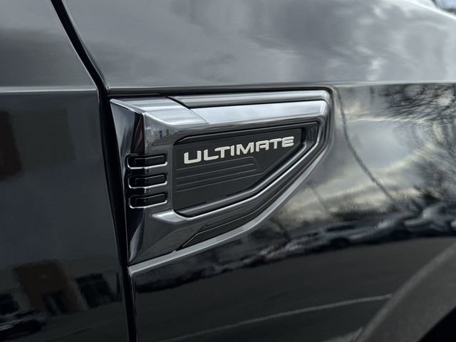 Used 2025 GMC Yukon Denali Ultimate w/ LPO, Floor Liner Package image 33