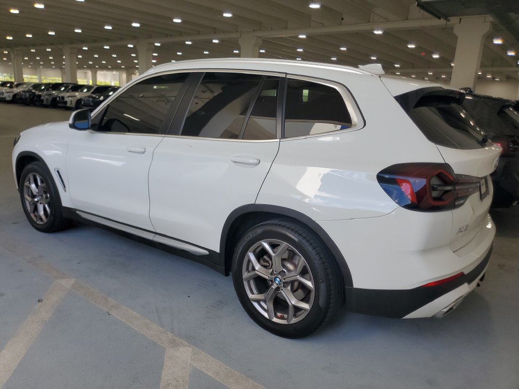 Certified 2022 BMW X3 xDrive30i w/ Premium Package 2 AWD/4WD image 4