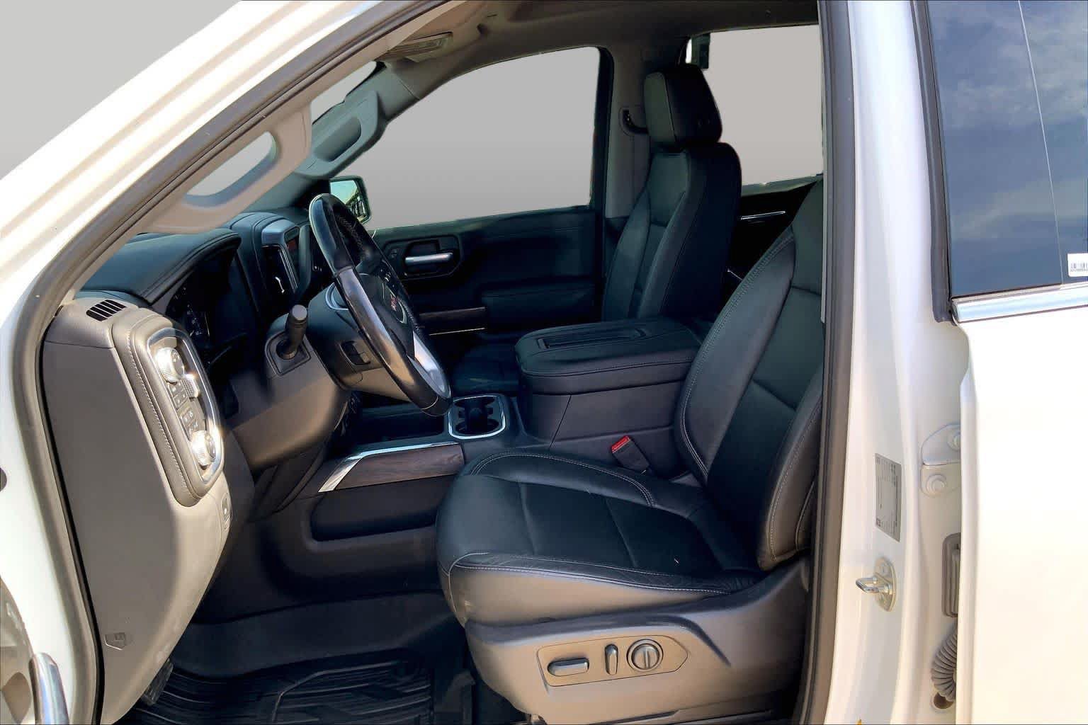 Used 2019 GMC Sierra 1500 SLT w/ SLT Premium Package AWD/4WD image 8