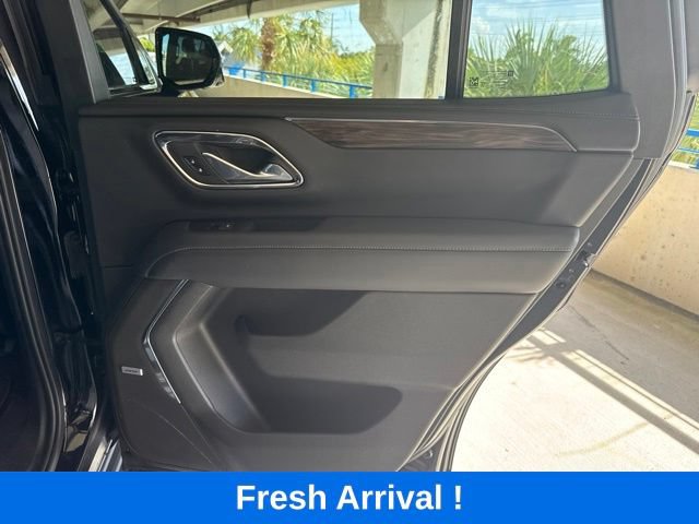 Used 2022 Chevrolet Tahoe LT w/ LT Signature Package RWD image 16