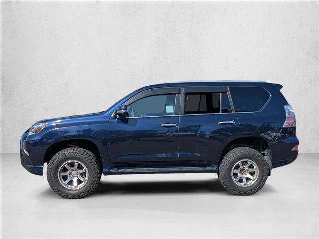 Used 2023 Lexus GX 460 Premium w/ Premium Package image 8