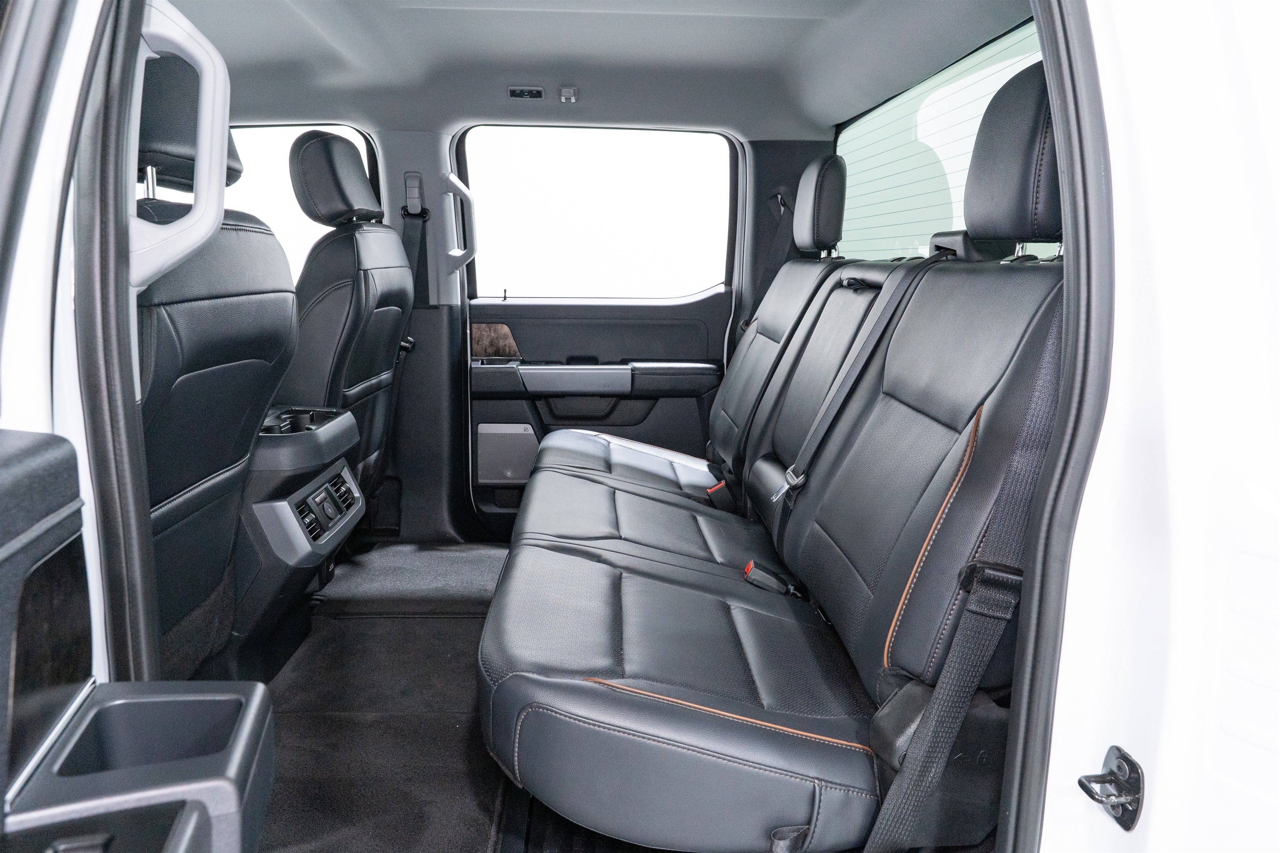 Used 2025 Ford F250 Lariat AWD/4WD image 36