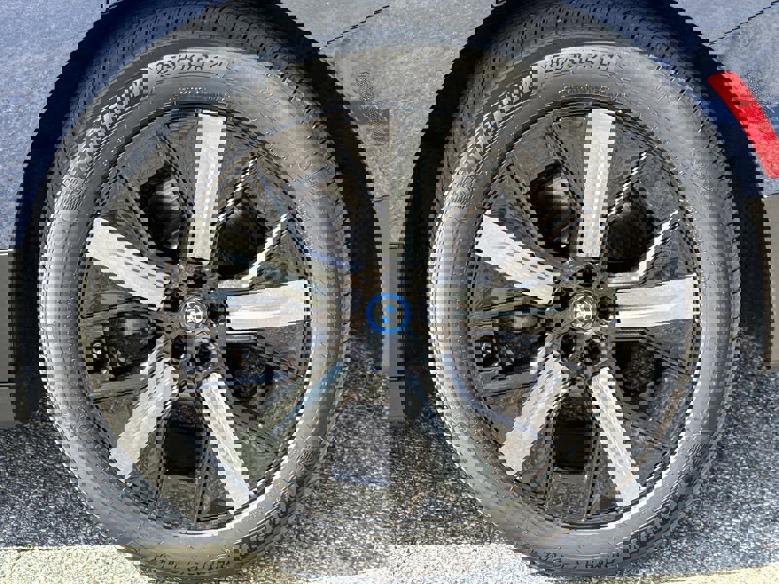 Certified 2022 BMW iX xDrive50 w/ Premium Package image 12