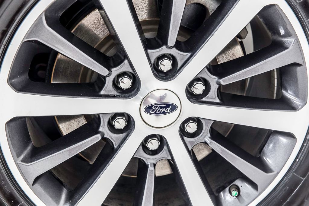 Used 2018 Ford Expedition XLT w/ Equipment Group 202A image 40