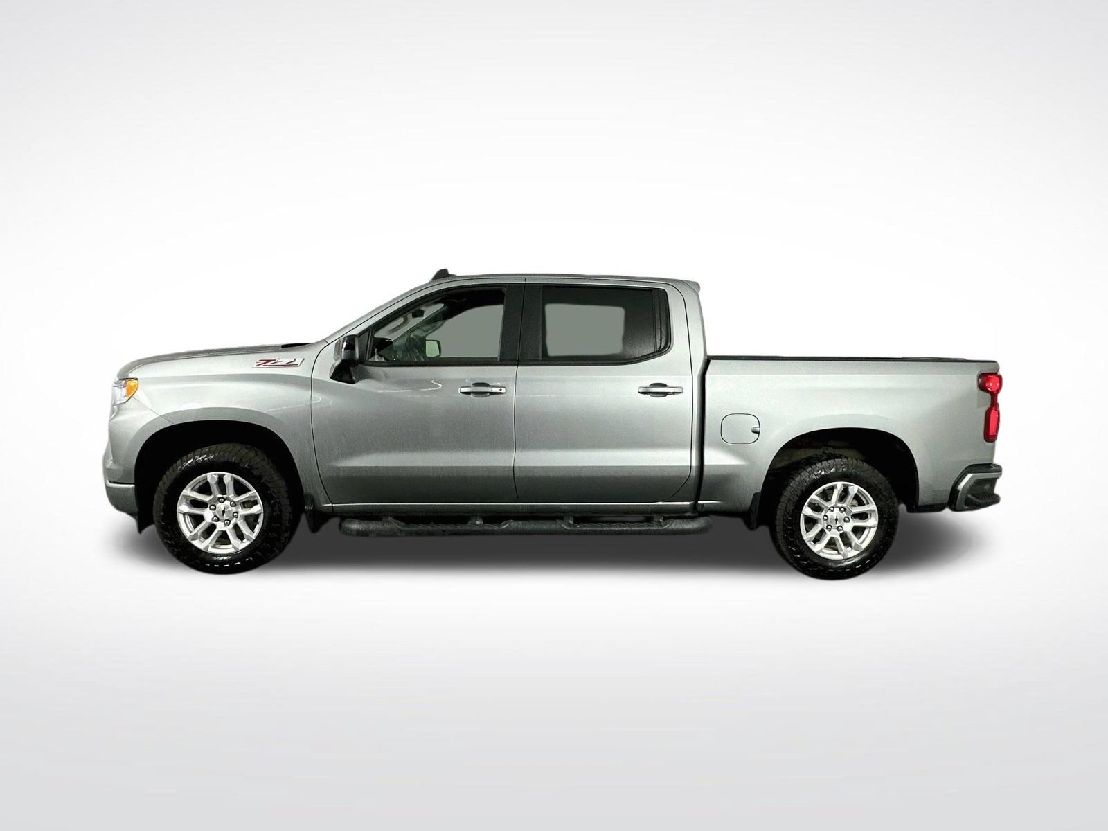 Used 2023 Chevrolet Silverado 1500 RST w/ Z71 Off-Road Package AWD/4WD image 5