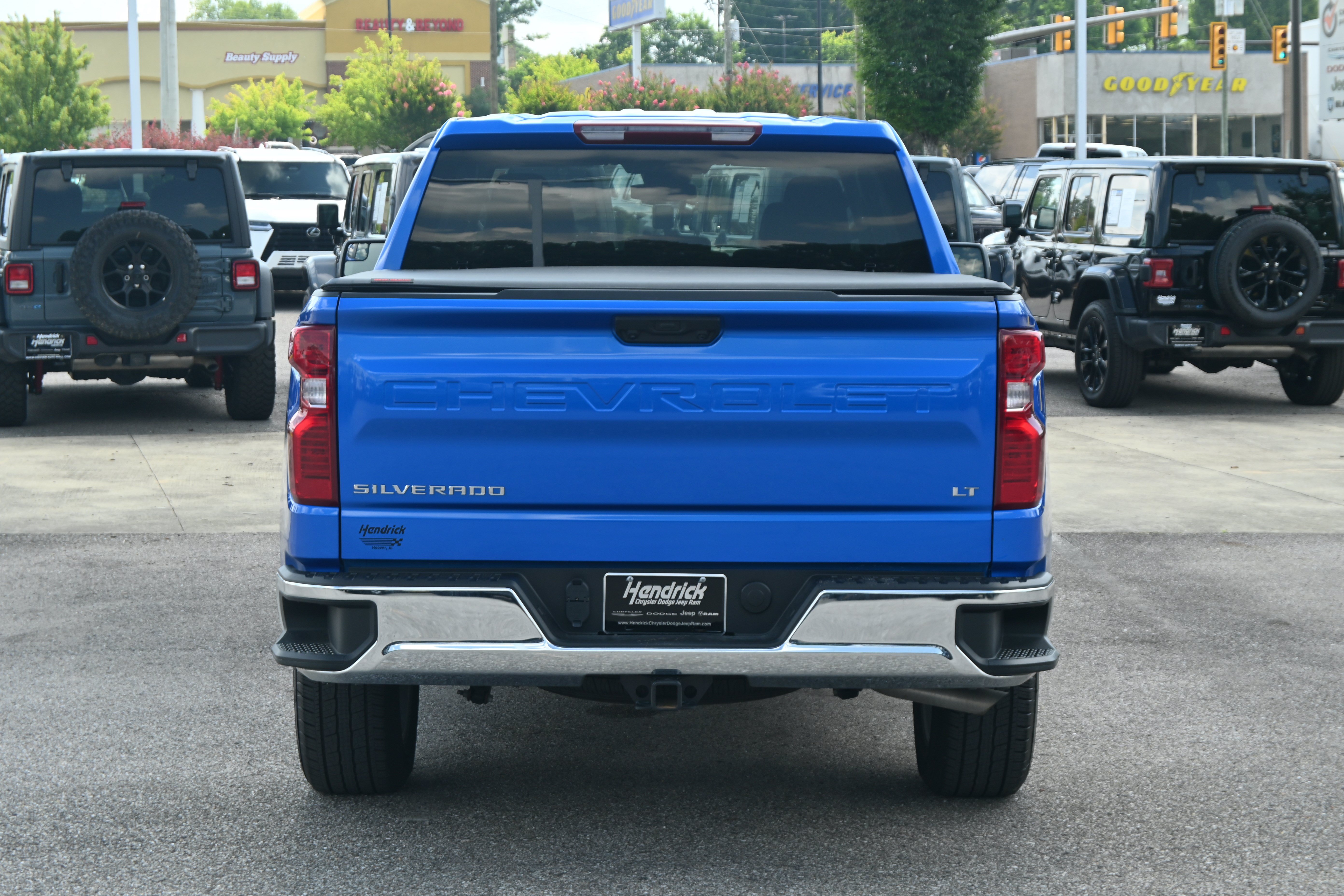Used 2026 Chevrolet Silverado 1500 LT w/ LPO, Liner Protection Package AWD/4WD image 39