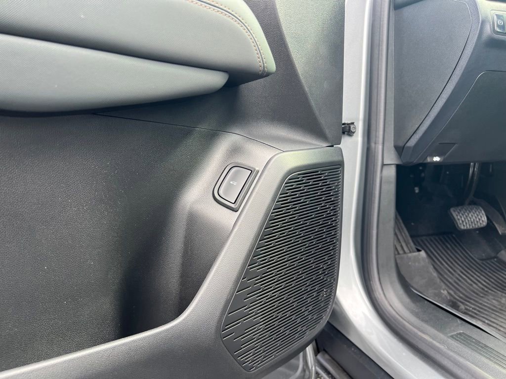 Used 2026 GMC Terrain AT4 w/ Convenience Package III image 15