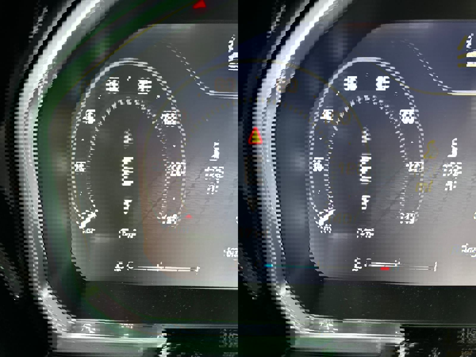 New 2026 GMC Sierra 3500 SLT w/ SLT Convenience Package image 12