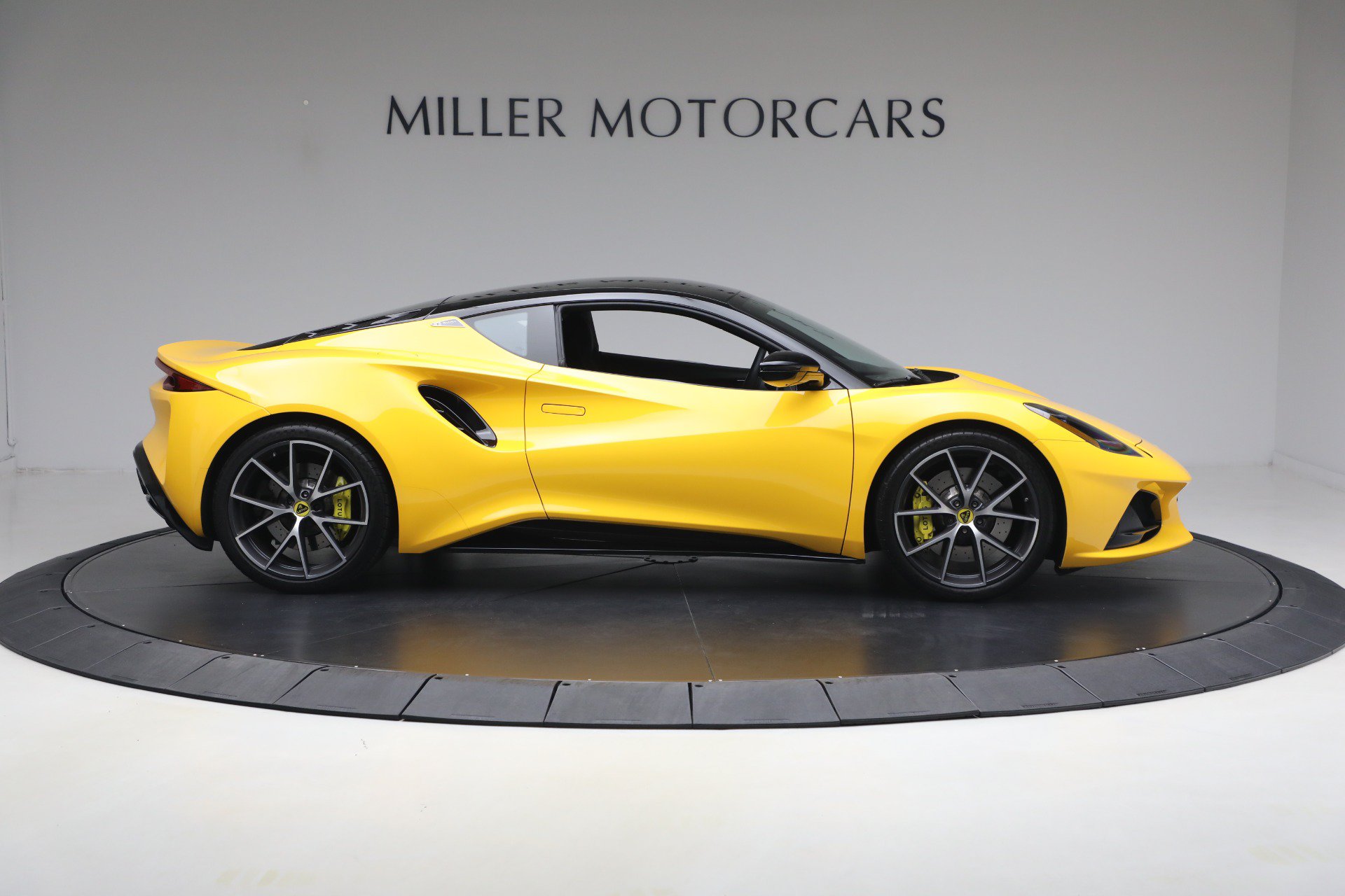 Used 2024 Lotus Emira First Edition RWD image 9