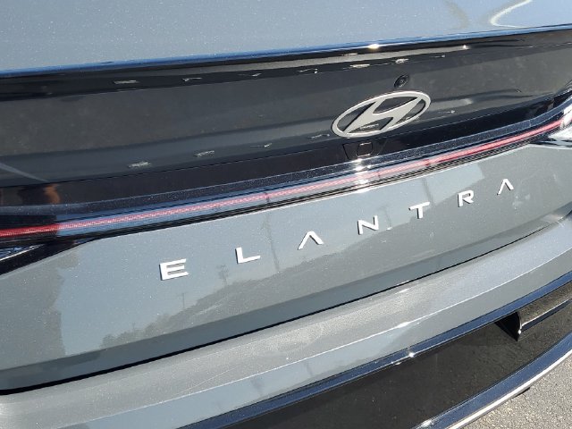 Certified 2024 Hyundai Elantra N Line FWD image 7