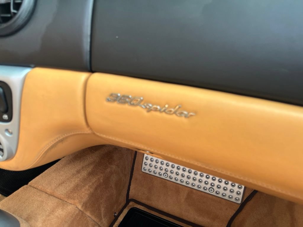 Used 2001 Ferrari 360 Spider RWD image 28