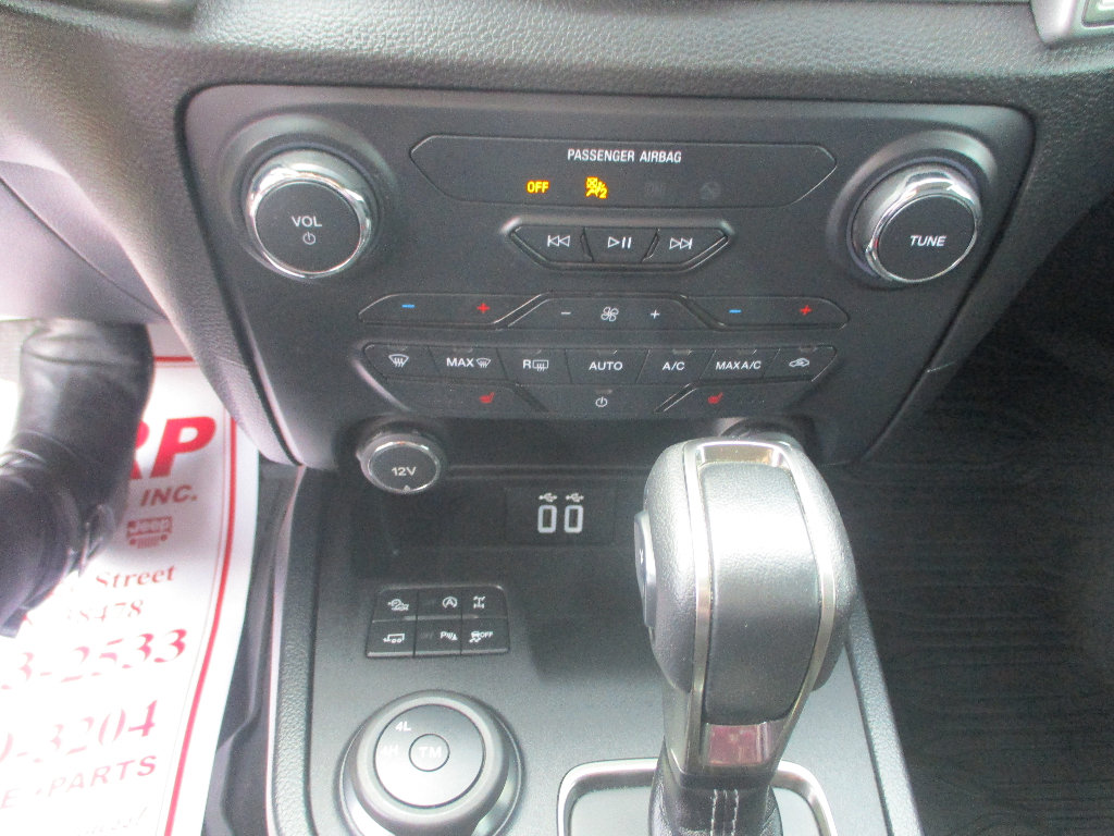 Used 2020 Ford Ranger XLT w/ Equipment Group 302A Luxury image 8