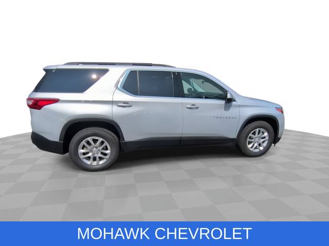 Used 2020 Chevrolet Traverse LT w/ Driver Confidence II Package AWD/4WD image 9