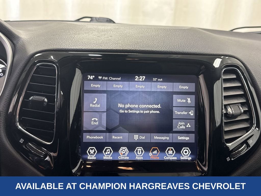 Used 2018 Jeep Compass Limited AWD/4WD image 18