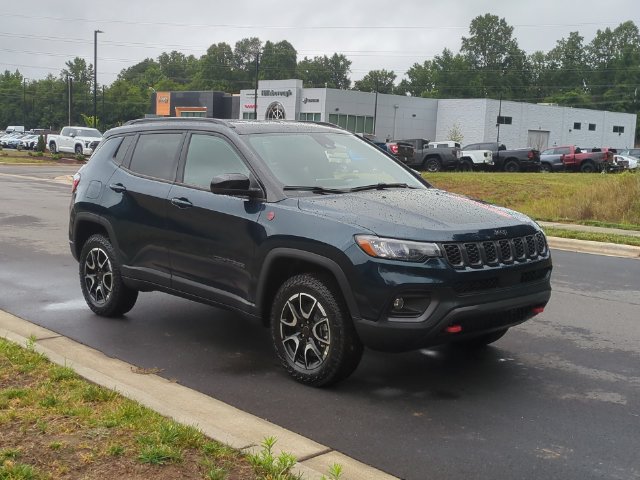New 2026 Jeep Compass Trailhawk AWD/4WD image 15