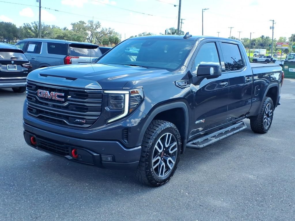 Used 2023 GMC Sierra 1500 AT4 w/ Technology Package AWD/4WD image 3