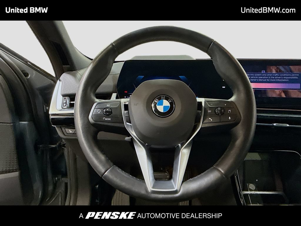 Used 2025 BMW X2 xDrive28i AWD/4WD image 6