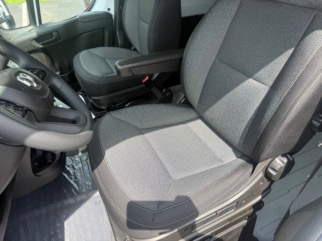 New 2026 RAM ProMaster 2500 w/ Convenience Group FWD image 16
