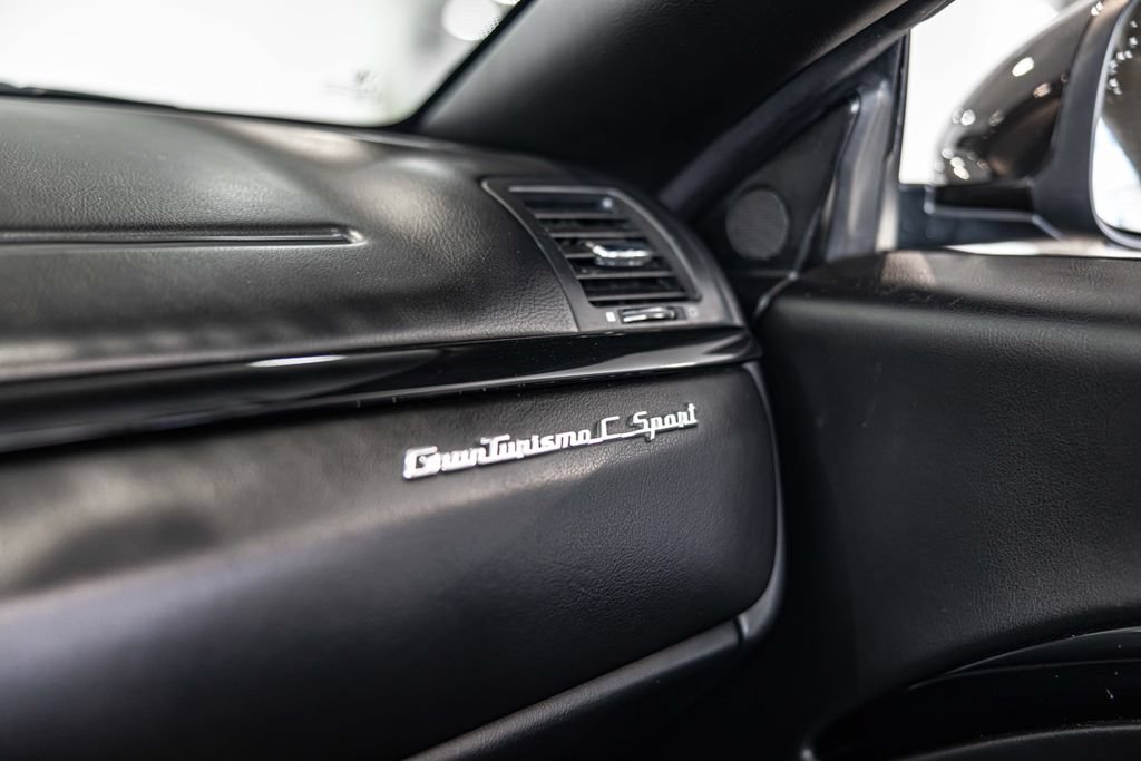 Used 2015 Maserati GranTurismo Sport RWD image 31