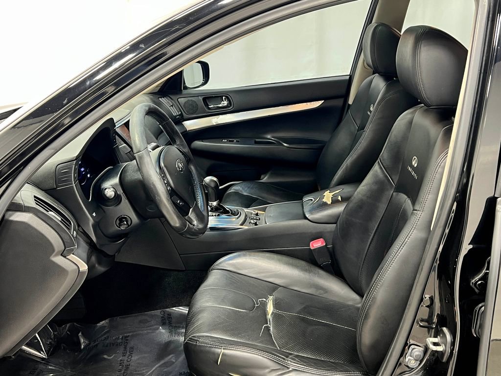 Used 2011 INFINITI G37 x w/ Premium Pkg image 13