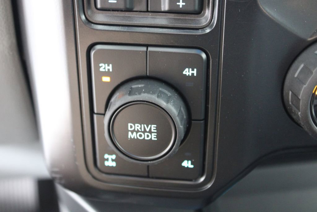 New 2026 Ford F250 XLT w/ XLT Premium Package AWD/4WD image 45